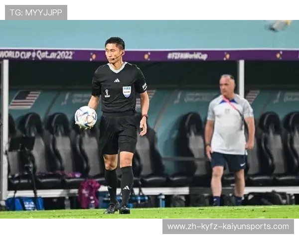 中国裁判员马宁傅明周飞入选2026世界杯裁判员名单创历史